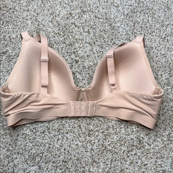 Wacoal Comfort First Contour Bra 853339 Size 34DD - Picture 2 of 4